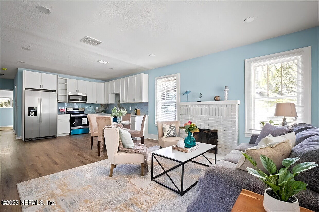 Foto principal - 7576 Calvin St