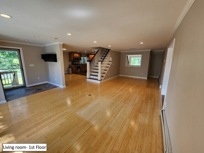Building Photo - 68 Peach Orchard Rd