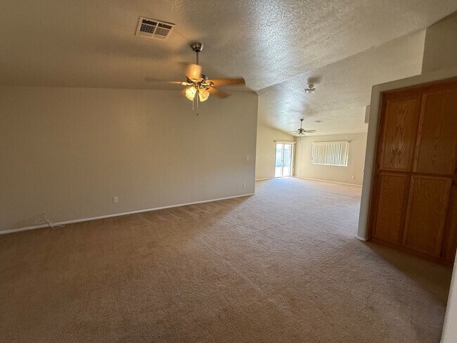Building Photo - MOUNTAIN VIEW for RENT!