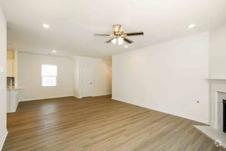 Building Photo - 445 Brook Ave