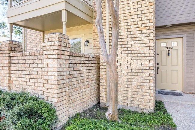 Foto del edificio - 11201 Lynbrook Dr