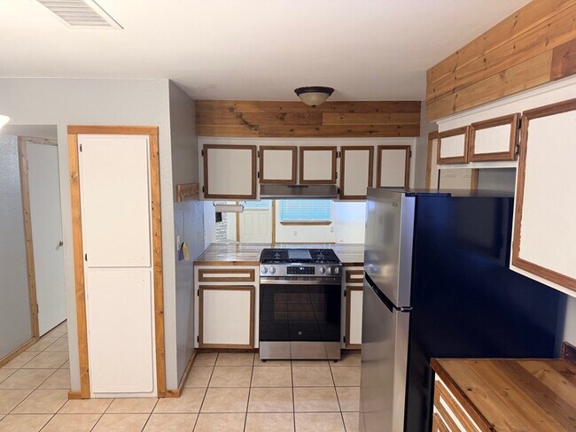 Foto del edificio - 663 Duke Ave