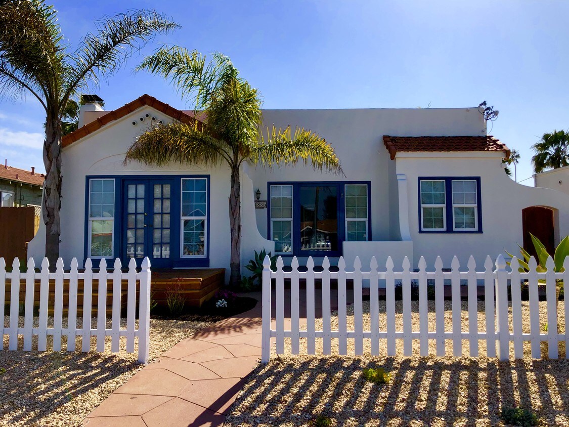 4835 W Point Loma Blvd, San Diego, CA 92107 House Rental in San Diego