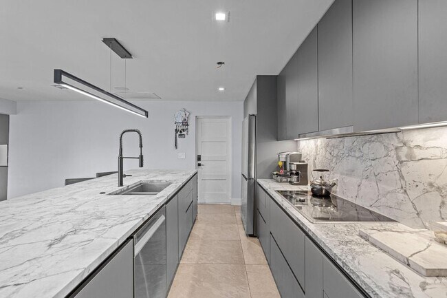 Foto del edificio - 10140 NW 37th St
