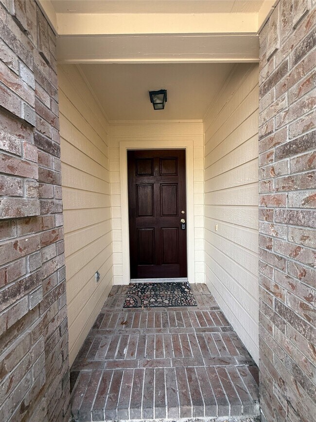 Building Photo - 21027 Southern Colony Ct