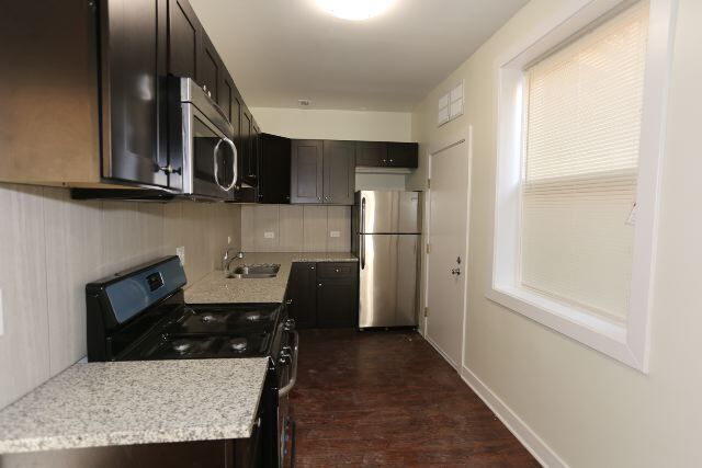 Foto del edificio - 2944 W Montrose Ave