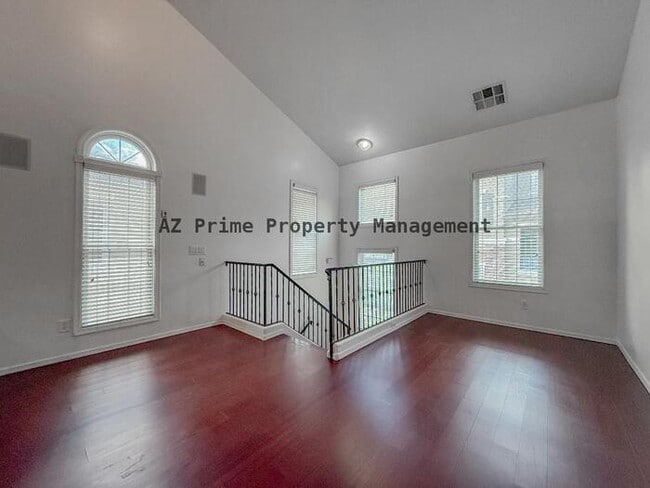 Building Photo - 5719 S 21st Terrace