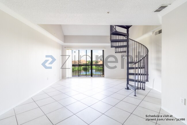 Foto del edificio - 2400 Feather Sound Dr