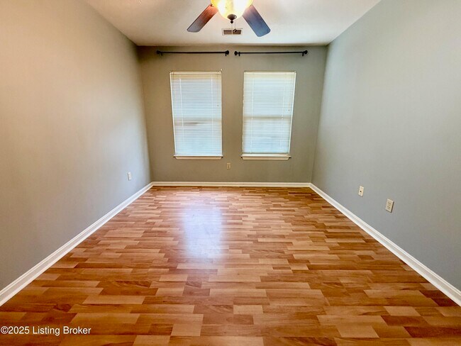 Foto del edificio - 4442 Southbridge Ct