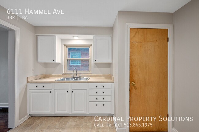 Foto del edificio - Newly Renovated 3-bedroom - AVAILABLE NOW!