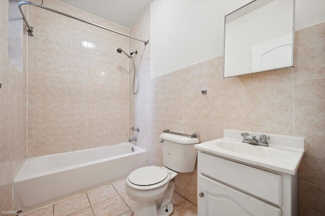Foto del edificio - 3 br, 1 bath Triplex - 1811 N 18TH ST Unit A