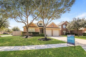 Building Photo - 2703 Facet Creek Dr