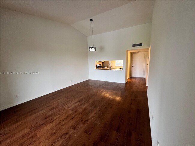 Foto del edificio - 7300 NW 1st St