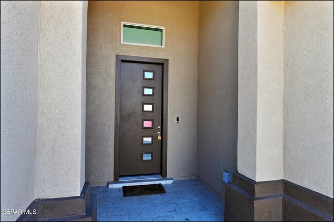 Building Photo - 10716 Drew Pearson Dr