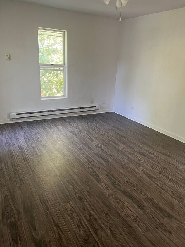 1300 N Granville Apartment for Rent in Muncie, IN