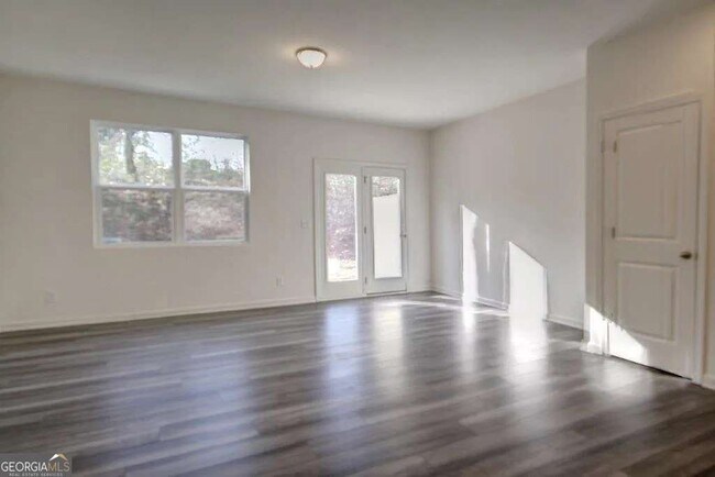 Foto del edificio - 3180 Delancy St