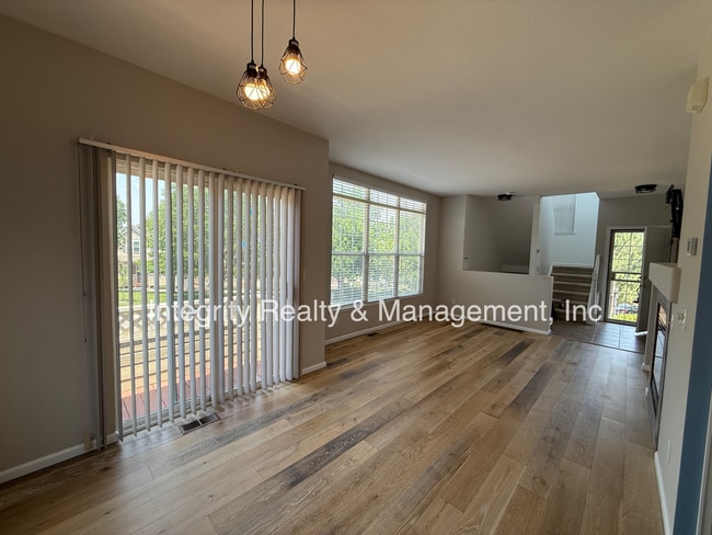 Building Photo - 312 W Jamison Pl