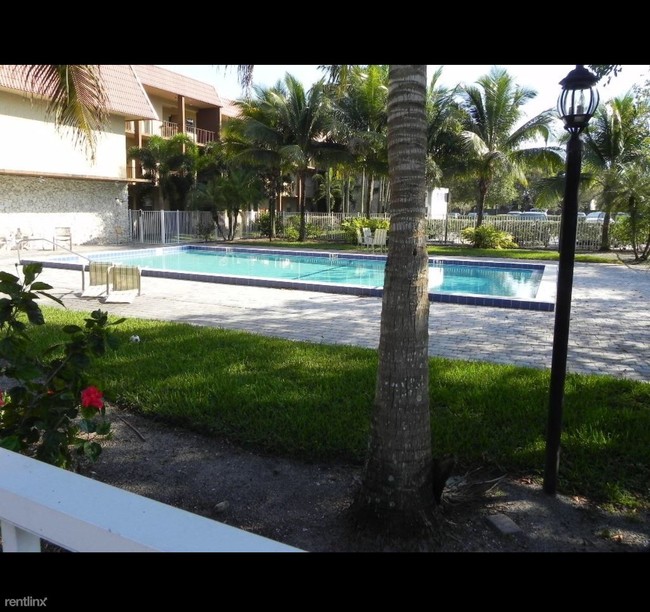Foto del edificio - 120 Sparrow Dr