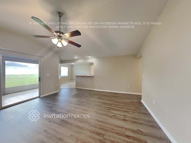 Foto del edificio - 1396 Merrimack Pl
