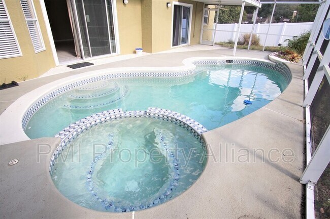 Foto del edificio - 2351 Blake Way