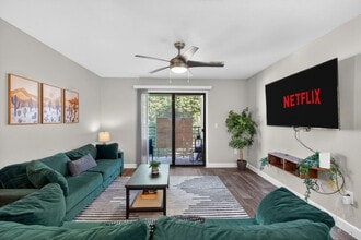 Building Photo - 15164 N 140th Dr