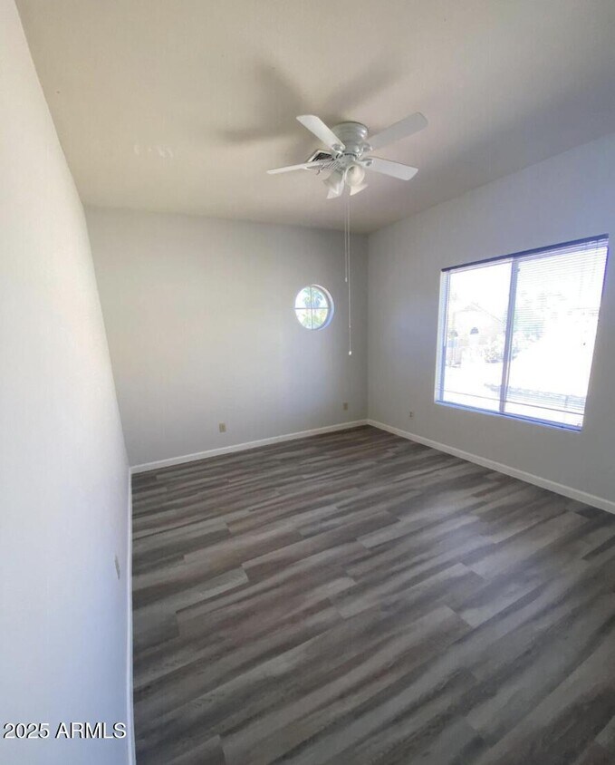 Building Photo - 17219 N 55th Pl