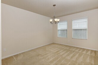 Building Photo - 9960 Hyacinth Way