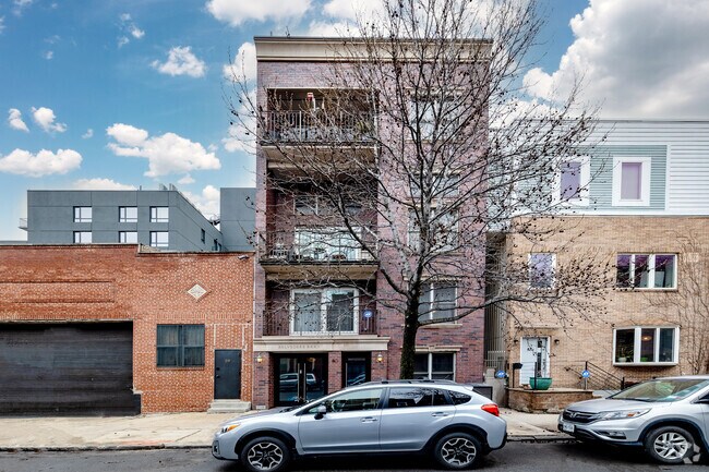 Building Photo - 63 Jackson St