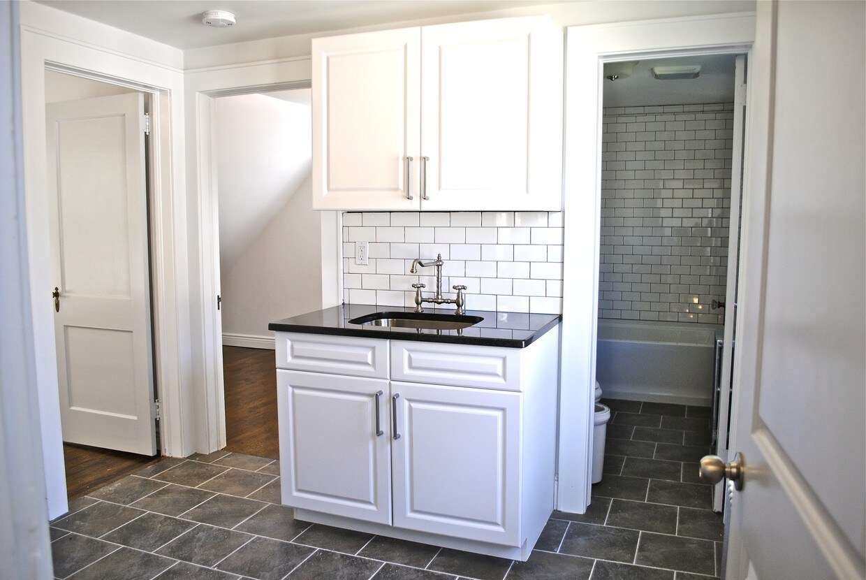 60 Hayward Pl, Wallington, NJ 07057 Apartments in Wallington, NJ