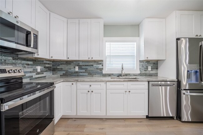 Foto del edificio - 3531 73rd St N