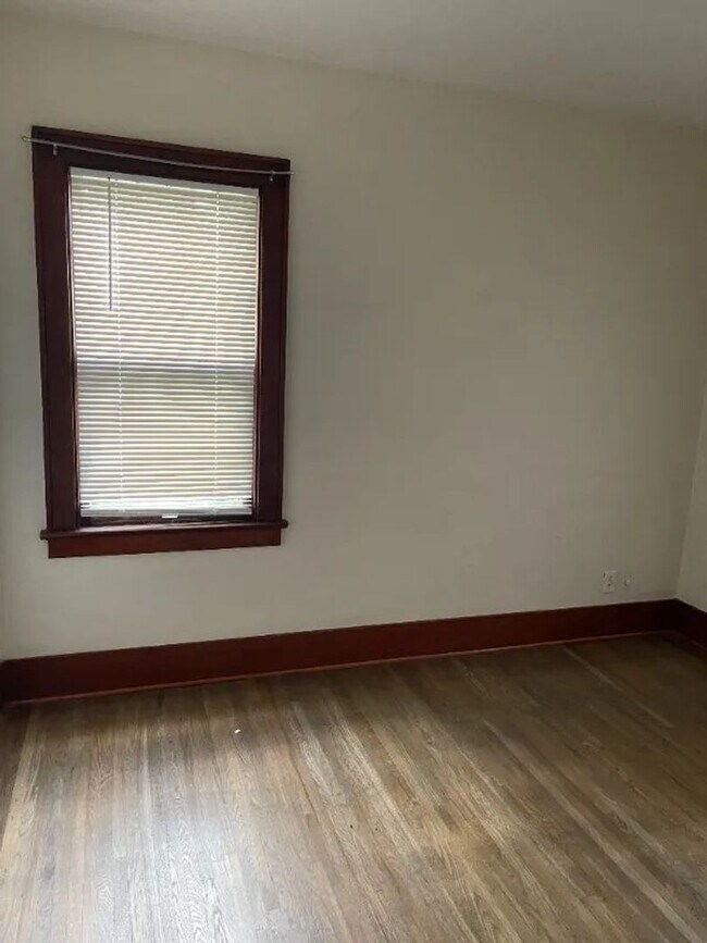 Foto del edificio - 610 S Loomis Ave