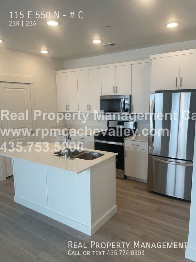 Primary Photo - Brand New Stunning 2 br. in the Vineyard C...
