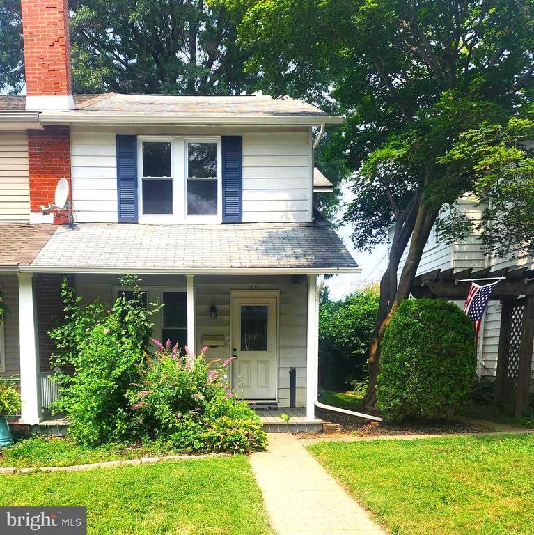 Primary Photo - 1211 Stirling St