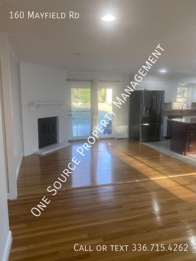 Foto del edificio - 160 Mayfield Rd NW