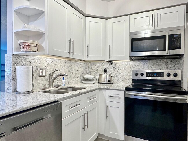 Foto del edificio - 5301 NW 2nd Ave