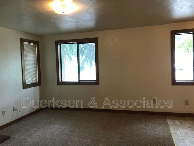 Foto del edificio - 2451 NW Coolidge Way