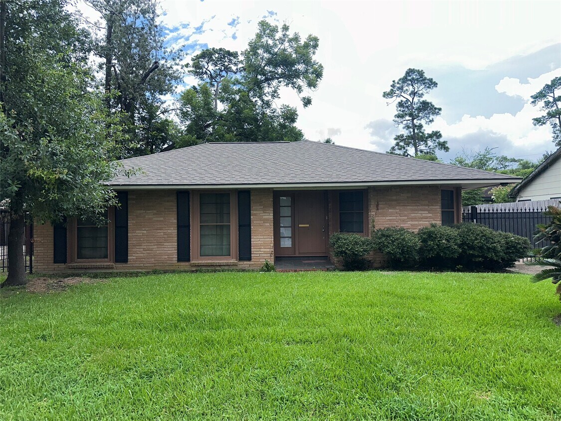 Primary Photo - 3332 Prospect St