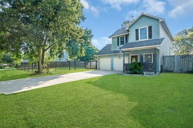 Building Photo - 5023 Bland St