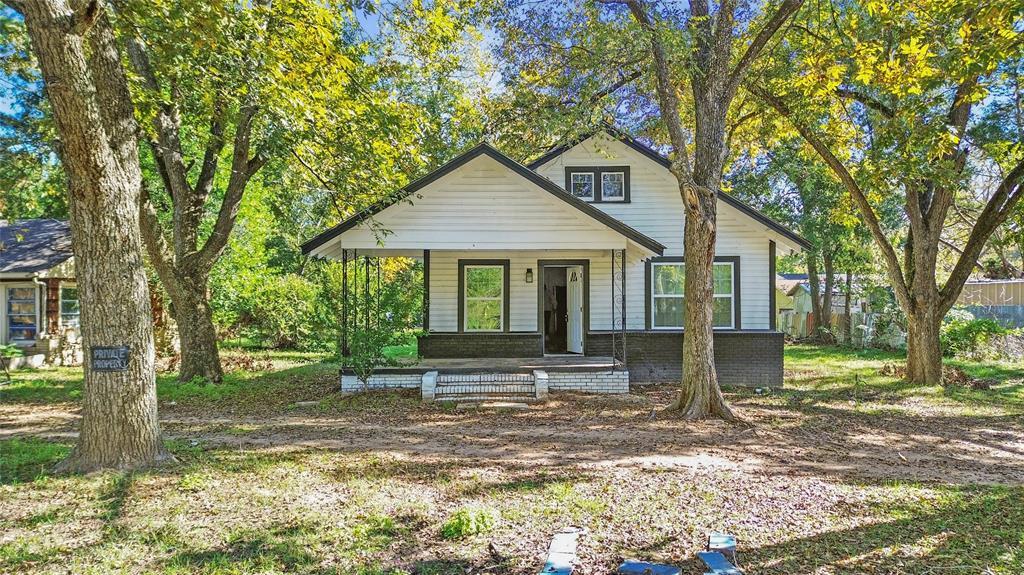 806 N 6th St, Crockett, TX 75835 House Rental in Crockett, TX