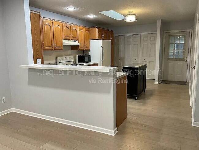 Foto del edificio - 239 Lovell St