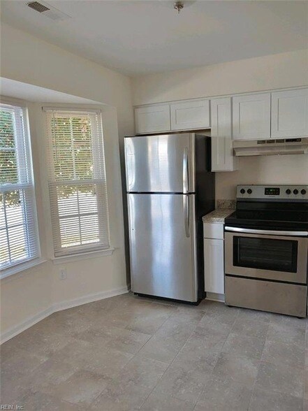 Foto del edificio - 1149 Clear Springs Rd