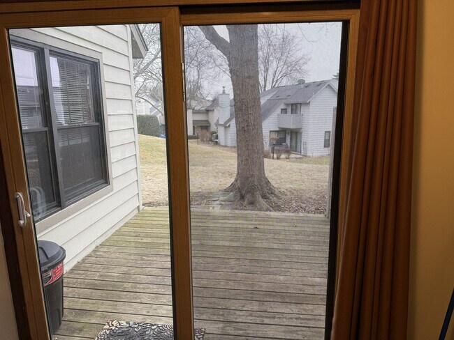 Foto del edificio - 704 Wakefield Rd