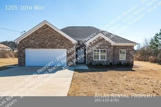 Building Photo - 1205 10th Way