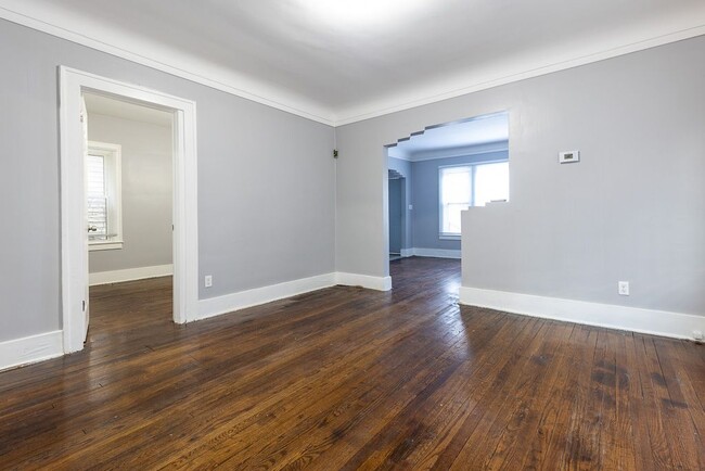 Building Photo - 15051 Wildemere St
