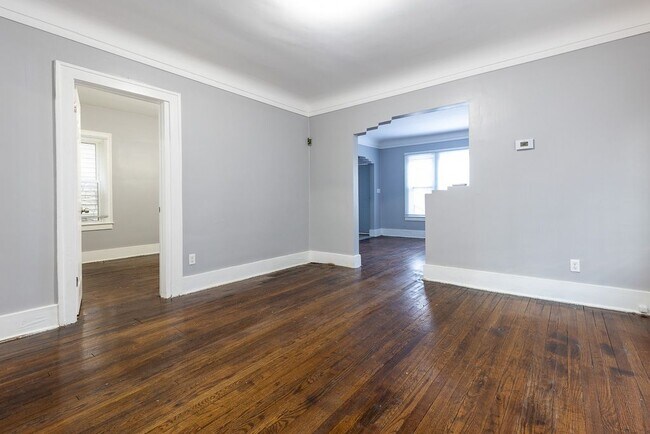 Foto del edificio - 15051 Wildemere St