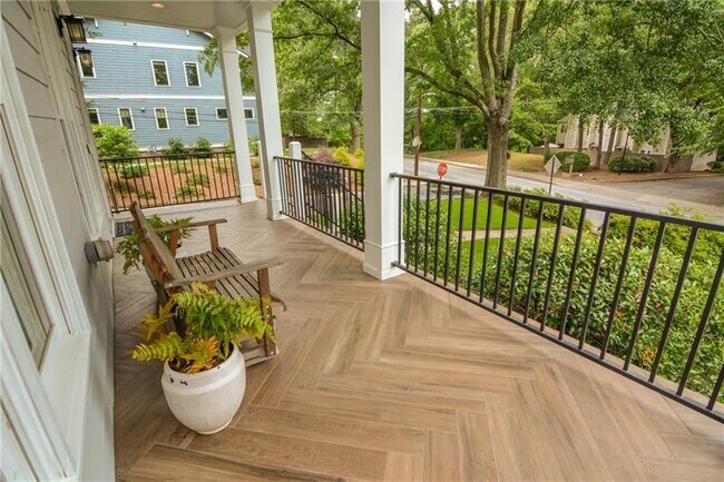 Foto del edificio - 1764 Defoor Ave NW