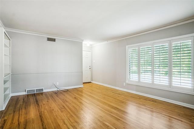 Foto del edificio - 4424 Granbury Rd