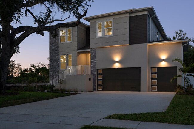 Foto del edificio - 318 Rafael Blvd NE