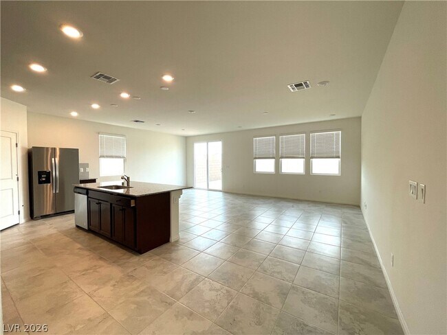 Building Photo - 8211 Lantana Spgs St