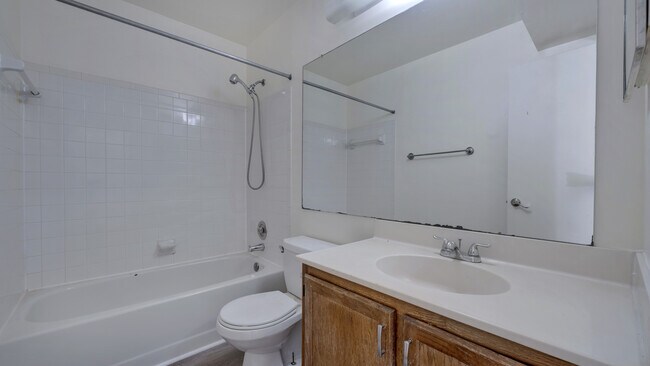 Building Photo - 14911 McKisson Ct